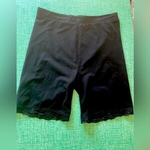 American Eagle, medium, black bike shorts.